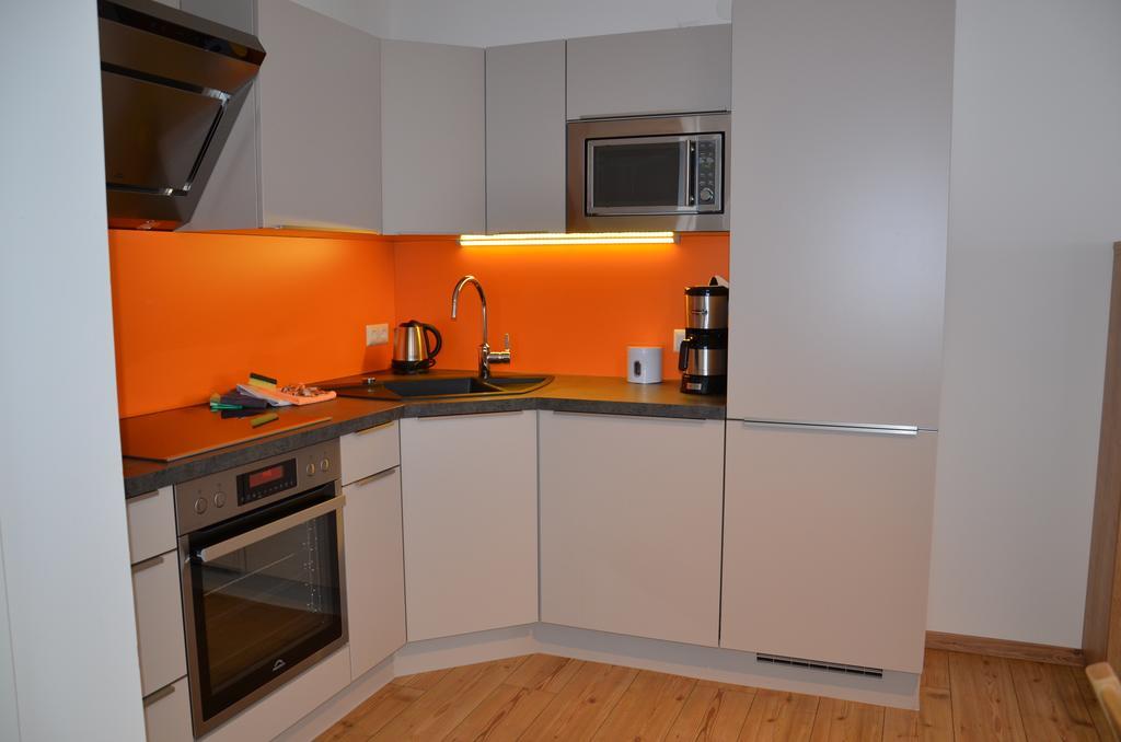 Apartment Haus Van Der Leij Russbach am Pass Gschütt Habitación foto