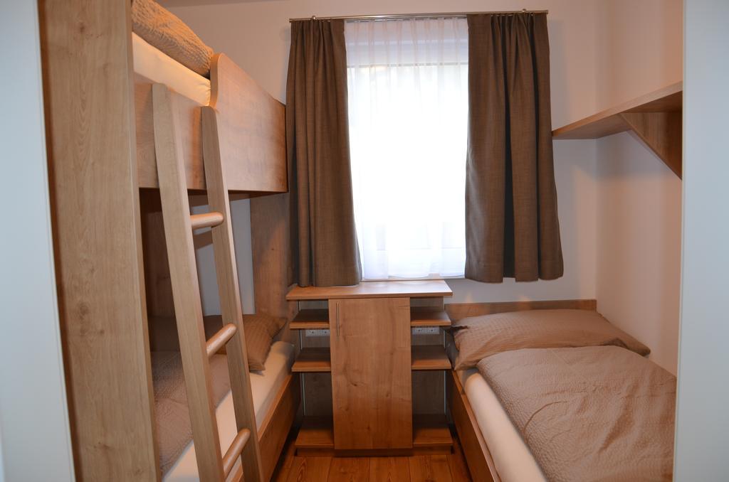Apartment Haus Van Der Leij Russbach am Pass Gschütt Habitación foto